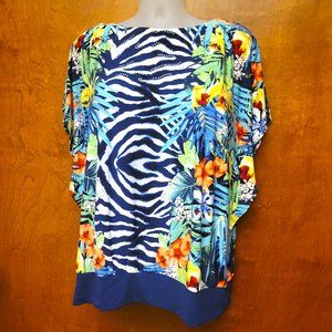 Bright Floral Cape Sleeve Top Like New 1X